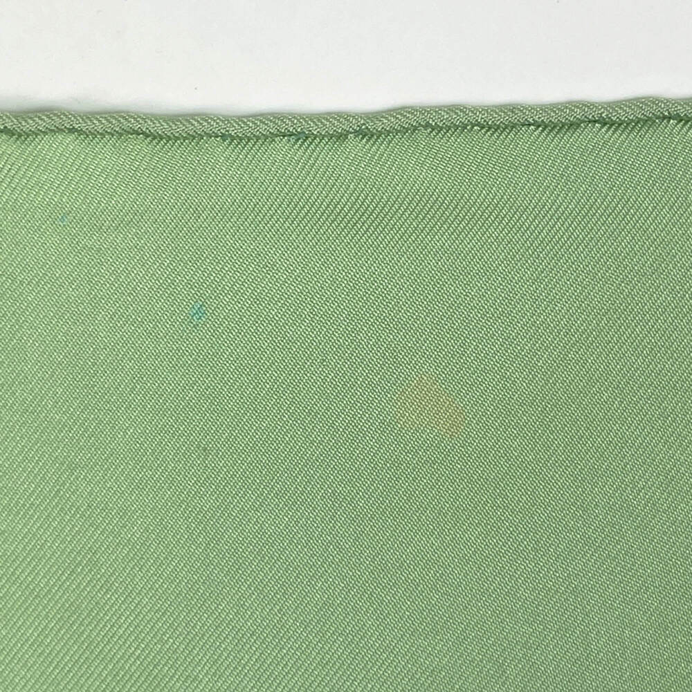 HERMES Green Silk Scarf - Picture 3 of 4